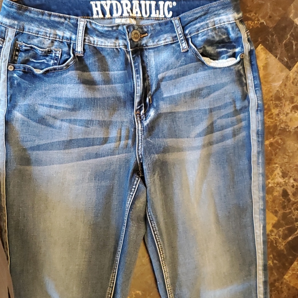 Hydrolic Jeans 👖